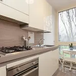 Honey Exclusive Apartment - Train Station - Near Center