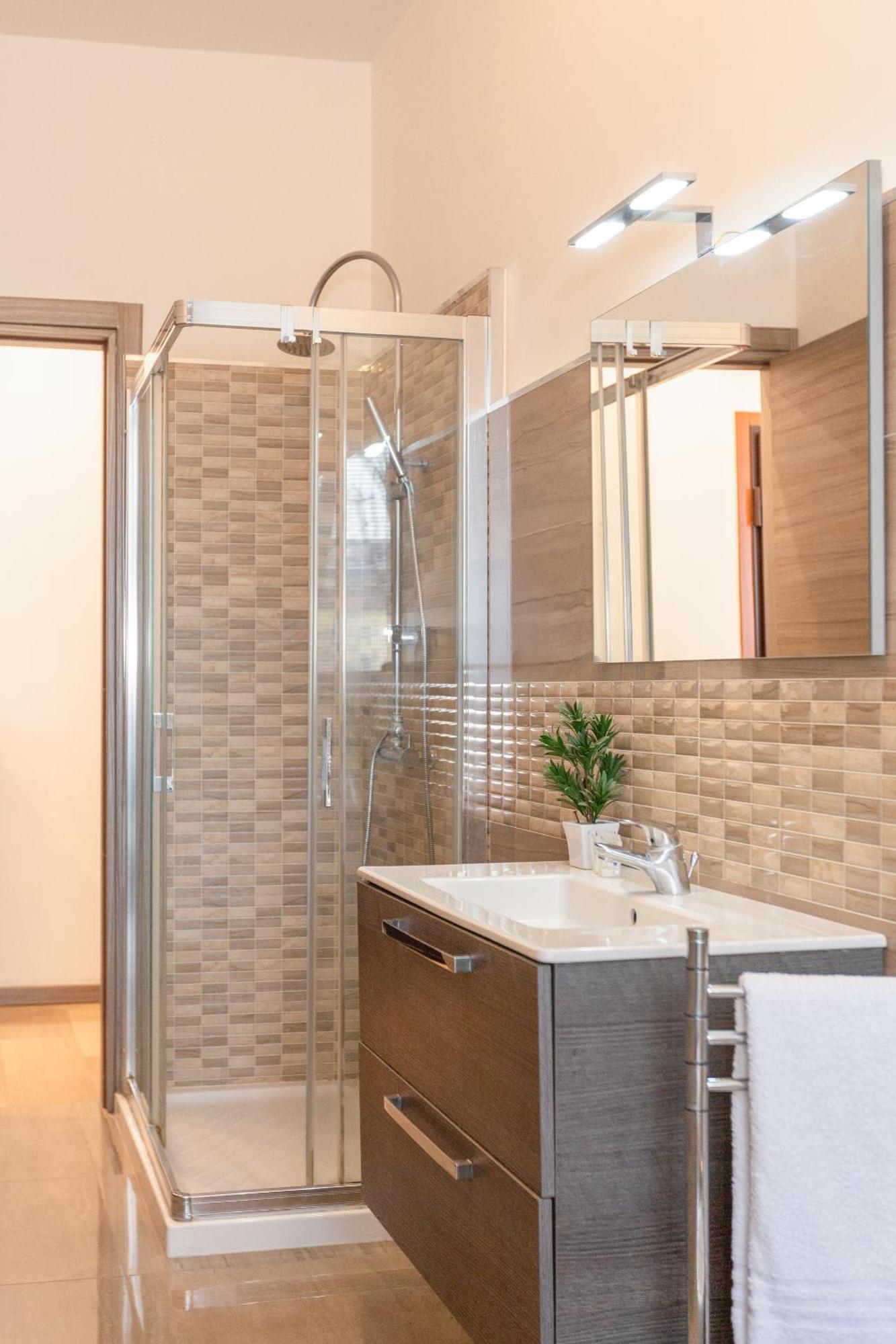 Honey Exclusive - Train Station - Near Center Appartement *